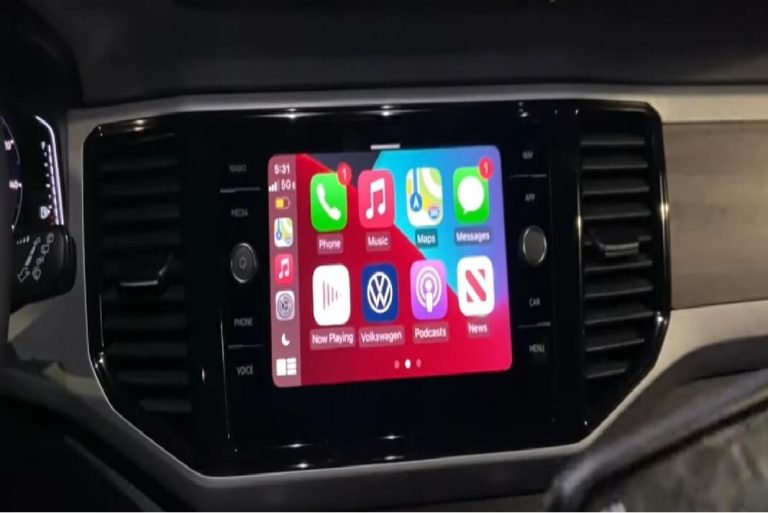 How To Connect iPhone 14 To Apple CarPlay? - Hawkdive.com